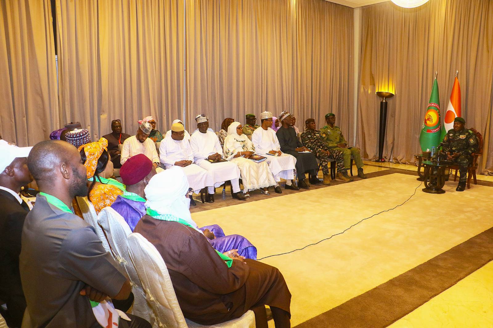aes la diaspora nigerienne du mali se reconnait pleinement dans la confederation sahelienne 2