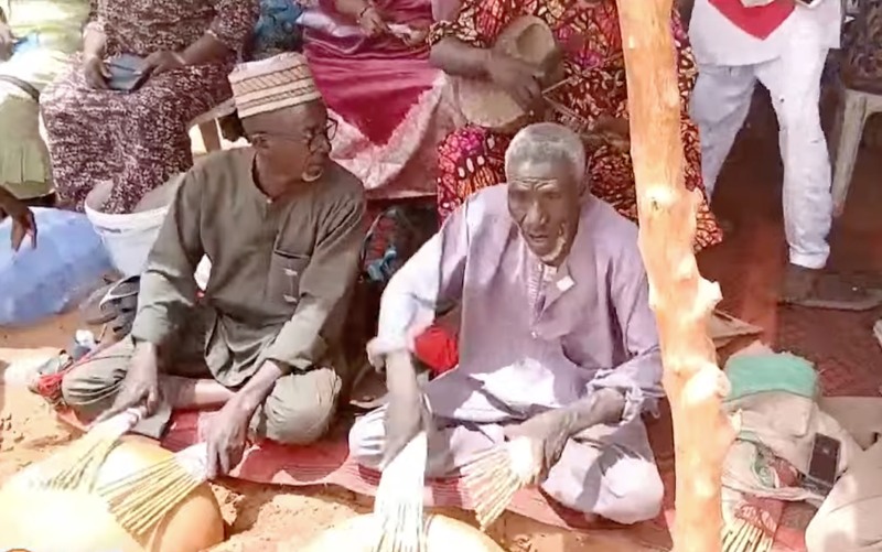 niger le yenandi un rite ancestral pour la pluie la paix et la prosperite