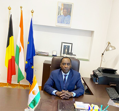Ambassadeur Ide Alhassane 01