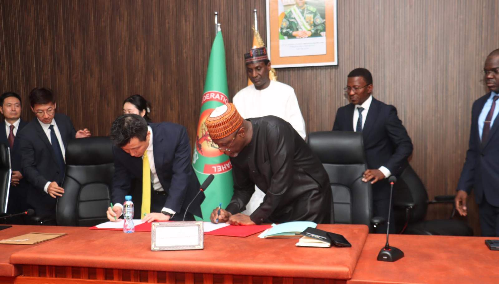niger-chine-de-nouveaux-accords-petroliers-pour-renforcer-les-interets-economiques-du-niger.