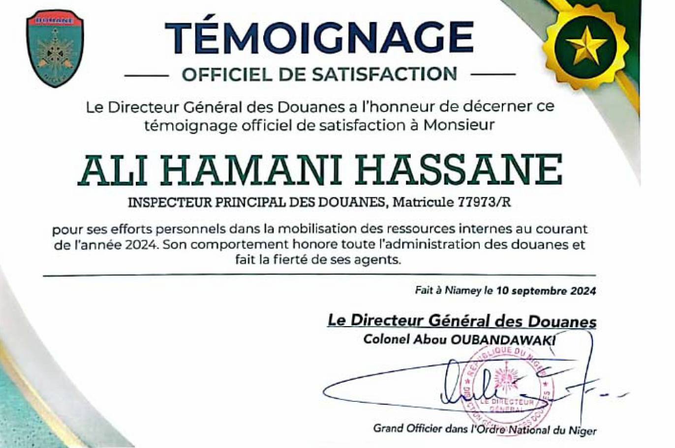 temoignage de satisfaction le colonel ali hassane honore la douane nationale