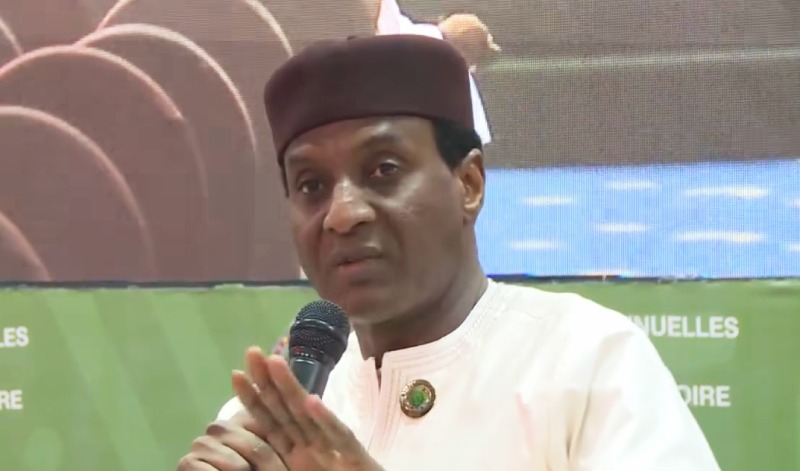 abidjan le premier ministre ali mahamane lamine zeine exhorte la diaspora nigerienn