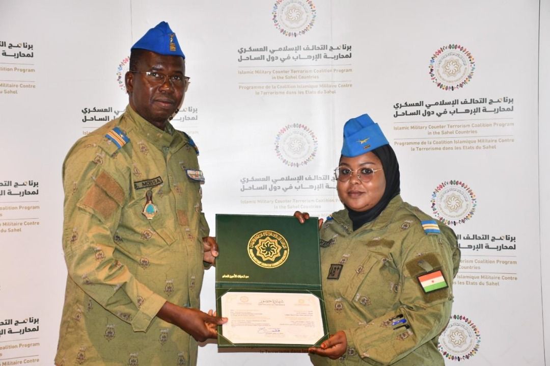 la coalition islamique militaire contre le terrorisme cimct clot son programme specialise sur les centres dintegration et de rehabilitation des extremistes a niamey 3