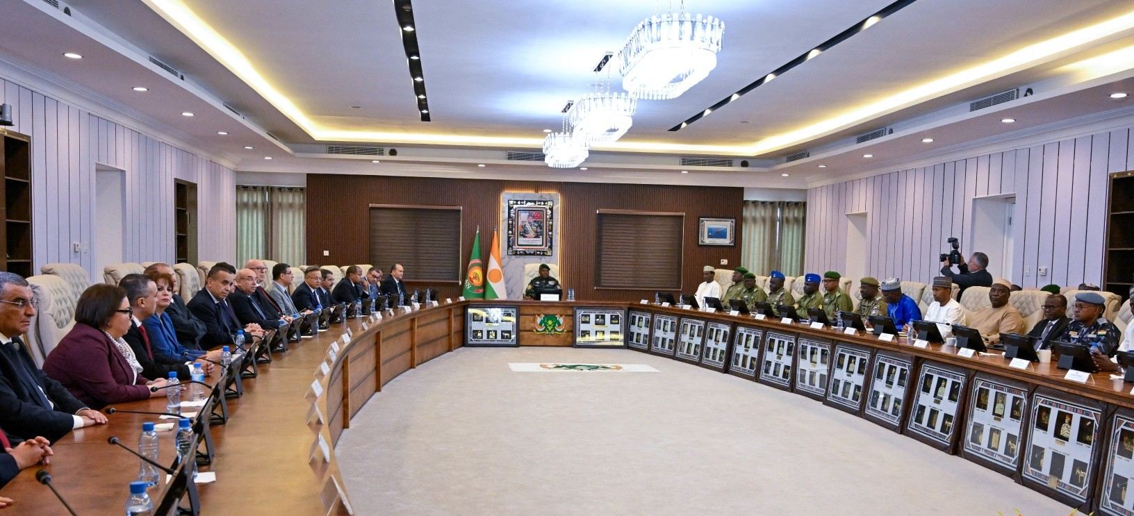 niger algerie sifi ghrieb presente au president abdourahamane tiani les resultats de la commission mixte