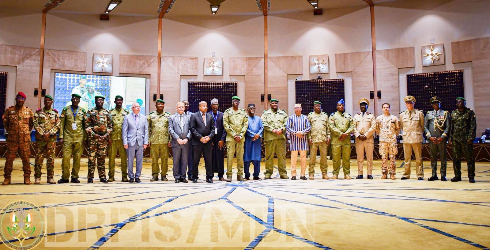 niger huit pays reunis a niamey autour de la medecine de guerre et des urgences sanitaires