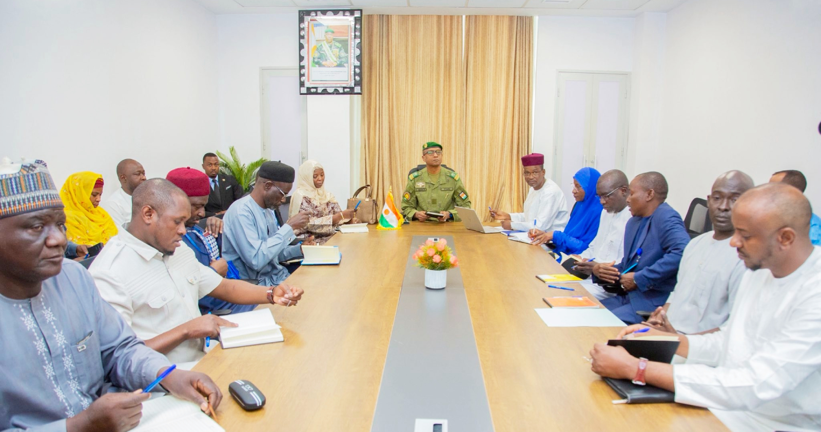 secteur minier au niger letat renforce son controle sur la sopamin et mazumawa