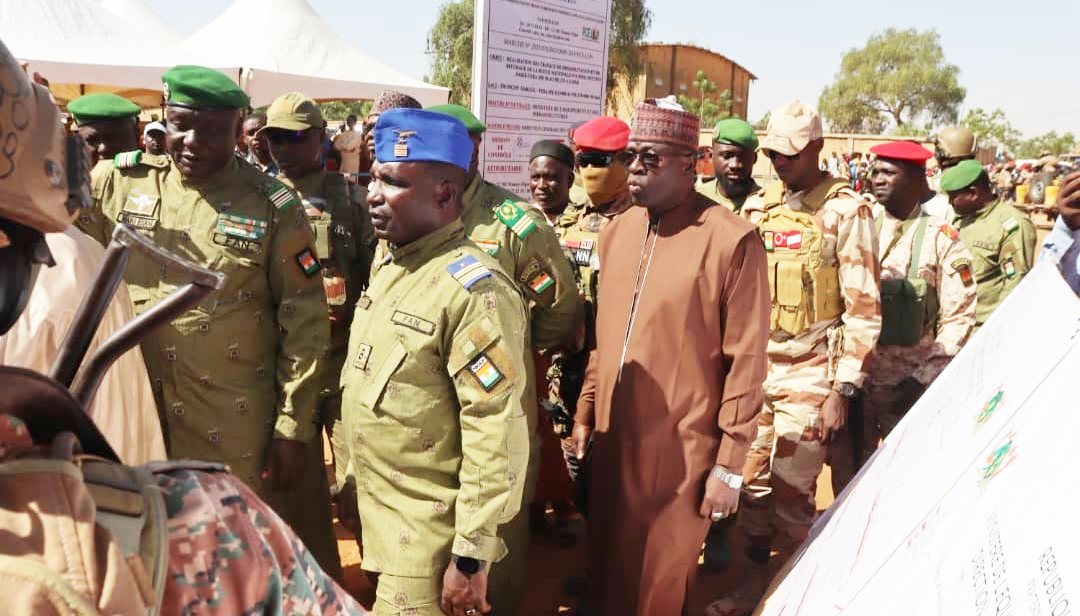 tera le niger lance 112 km de travaux pour securiser lapprovisionnement national